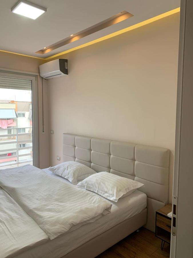 Haris Apartment Tirana No.5 ติรานา ภายนอก รูปภาพ